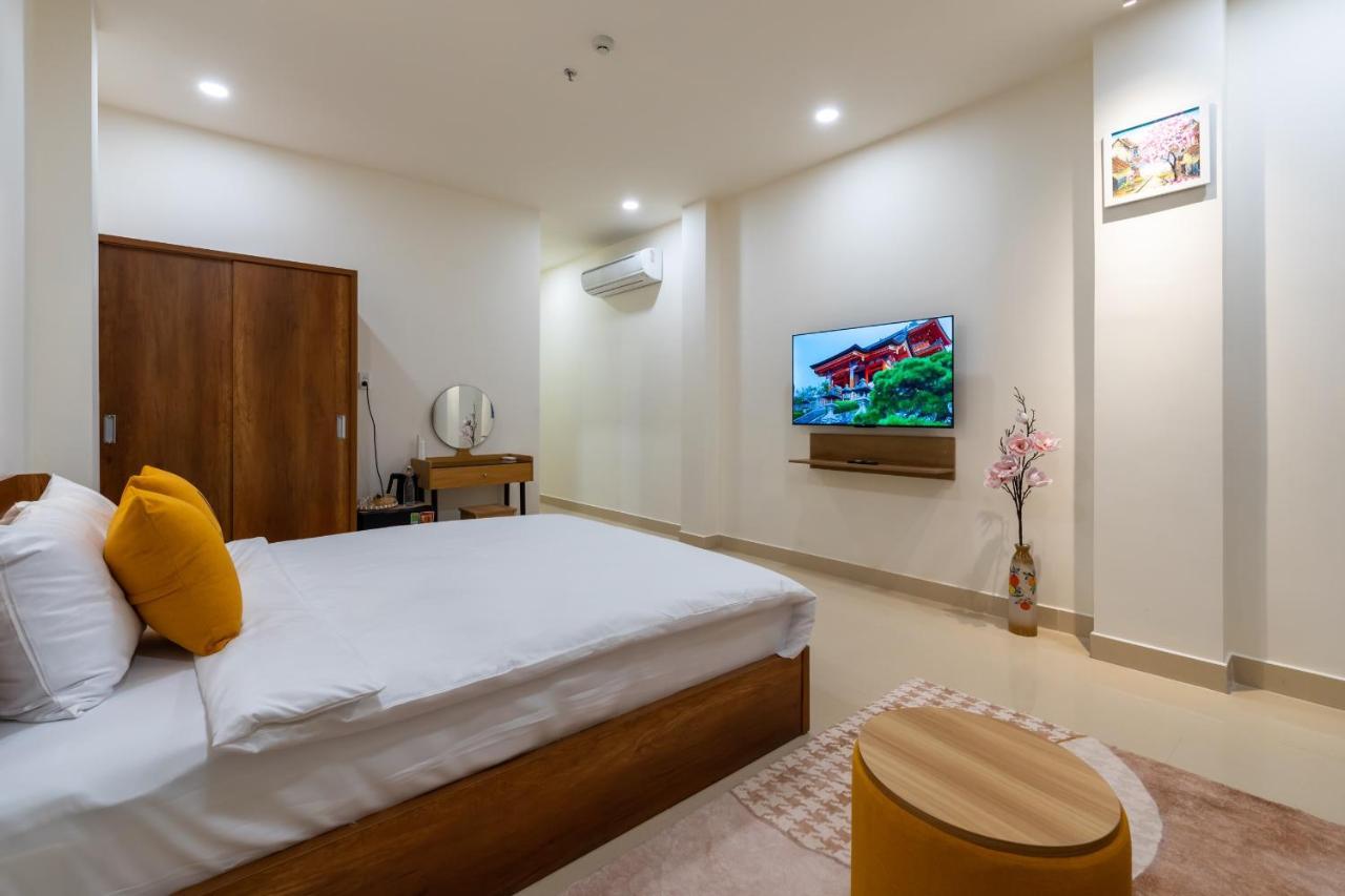 Shogun Hotel Хошимин Екстериор снимка