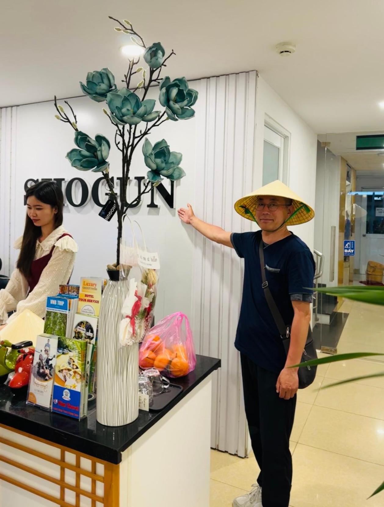 Shogun Hotel Хошимин Екстериор снимка